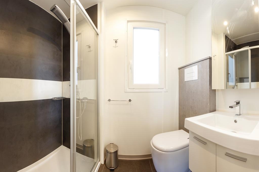 Mobile Homes Premium Vista Mare Park Umag By Camp4You Екстериор снимка